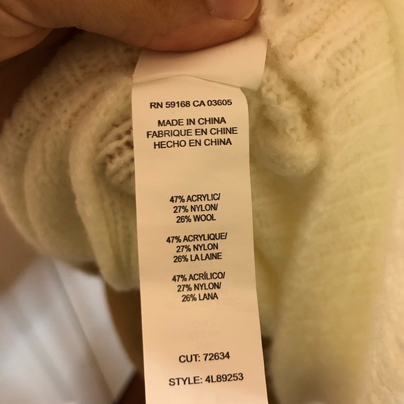 Karen Kane White Pom Dot Sweater size Small - Picture 6 of 6